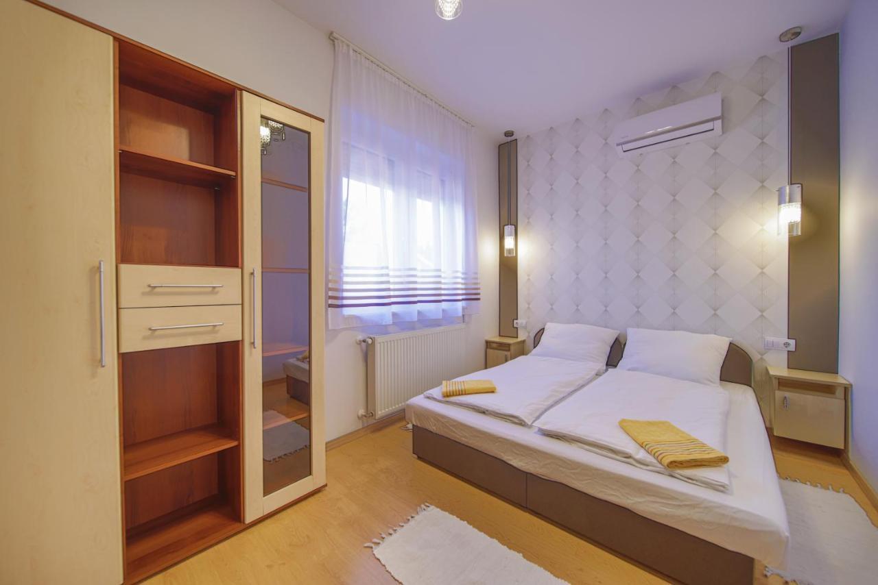 Kálvin utcai Apartmanok Hajduszoboszlo Bagian luar foto
