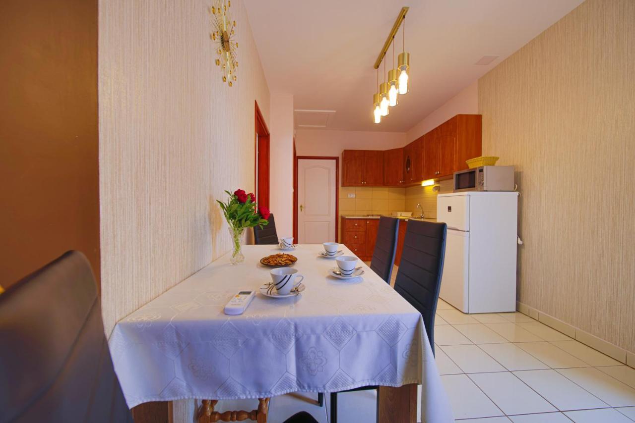 Kálvin utcai Apartmanok Hajduszoboszlo Bagian luar foto
