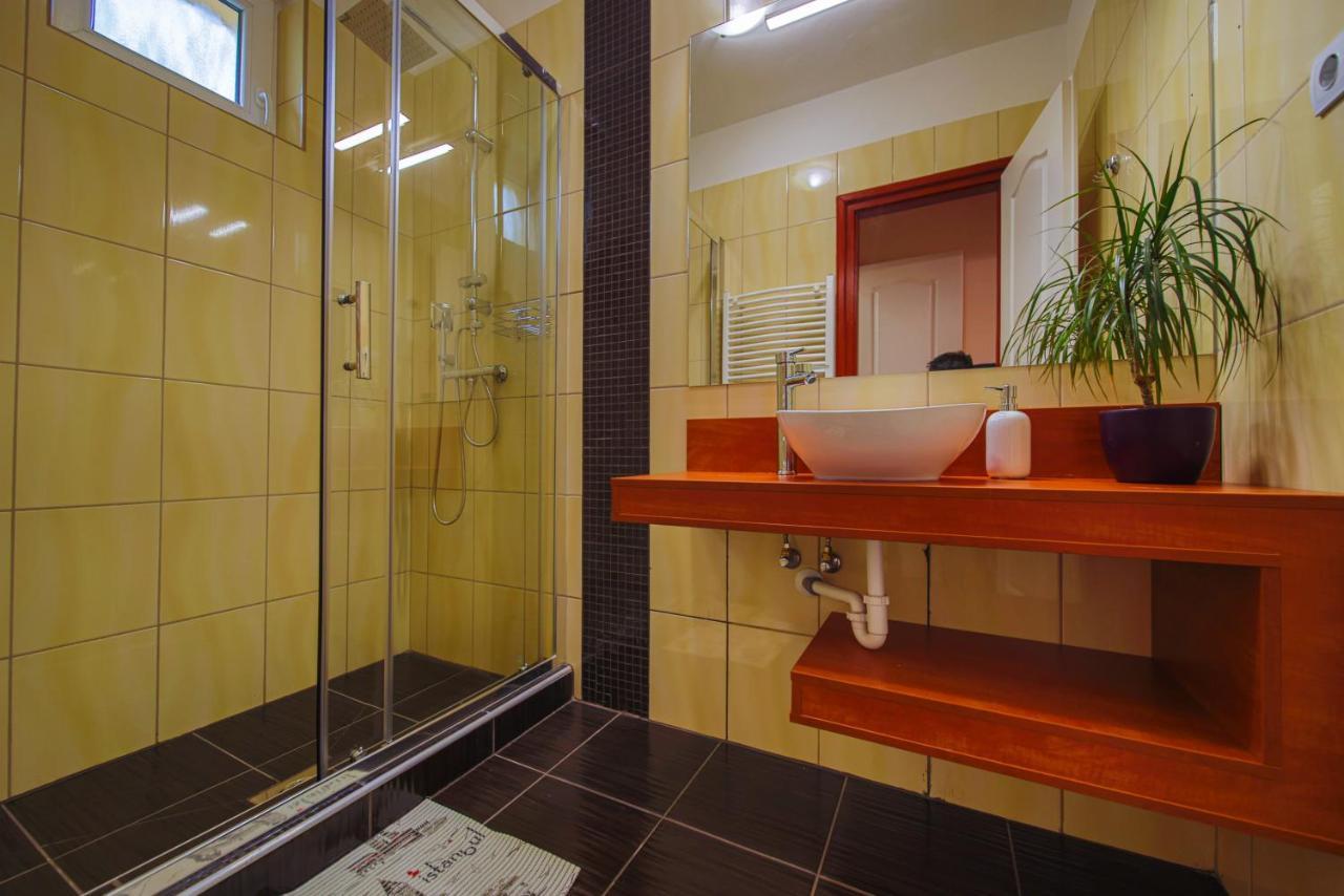 Kálvin utcai Apartmanok Hajduszoboszlo Bagian luar foto